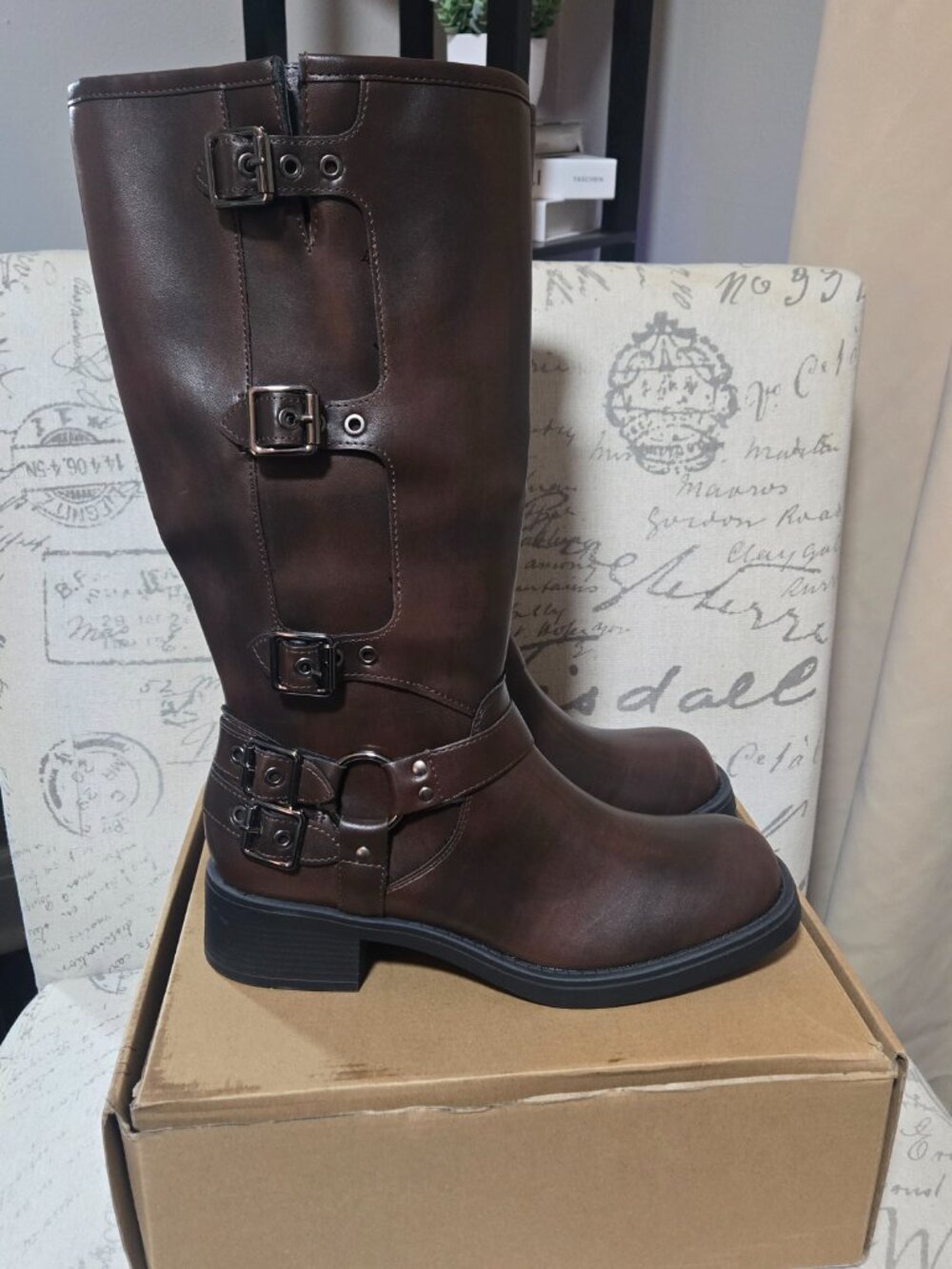 Motorcycle Boots - Picture 4 of 5